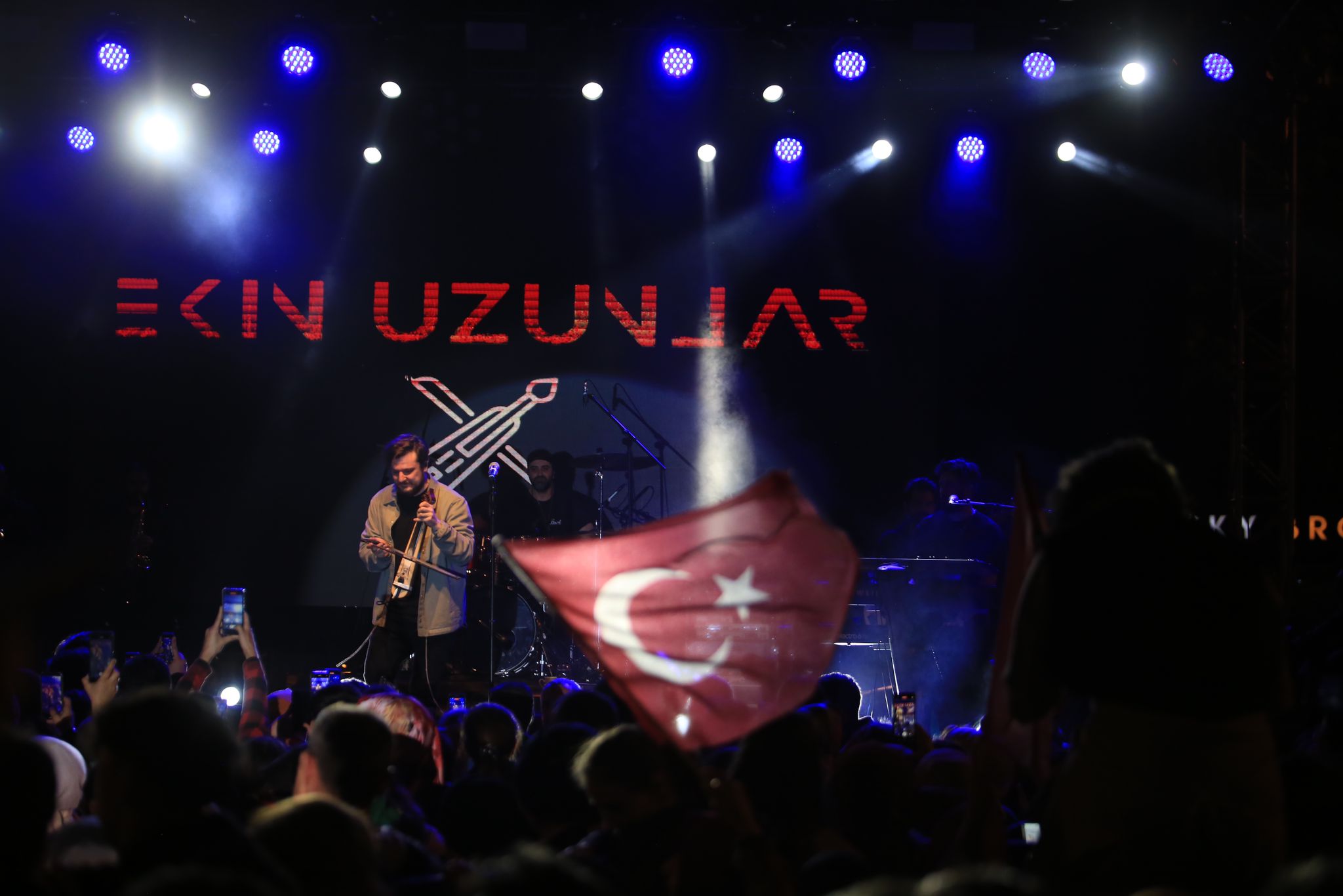 Düzce’de gençlik festivalinde Ekin Uzunlar coşkusu