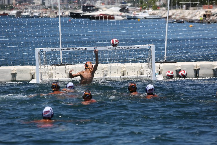 Sporcular Adalar’da kıyasıya yarışacak