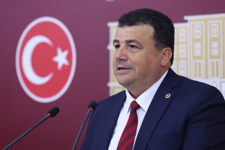 CHP’li Milletvekili Öztürk’ten ‘kontrolsüz göç’ eleştirisi