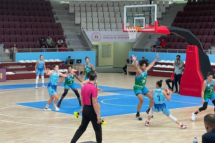 İzmit’in Perileri, Hatay’ı rahat geçti: 104-70