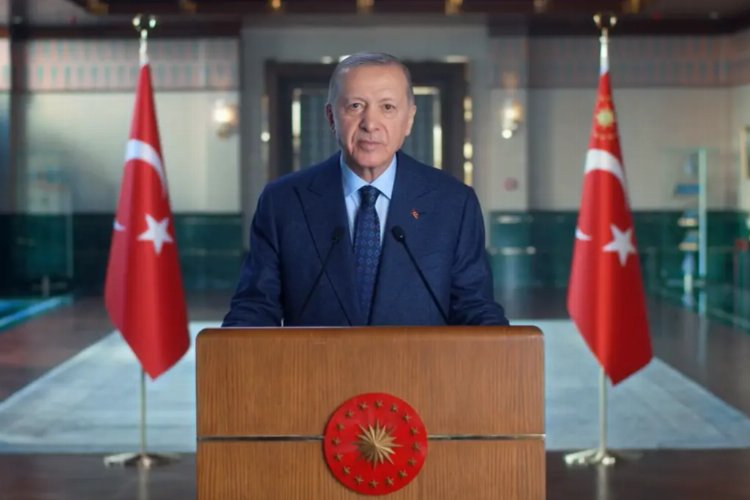 Cumhurbaşkanı Erdoğan: “Soydaşlarımız hayati rol üstleniyor”