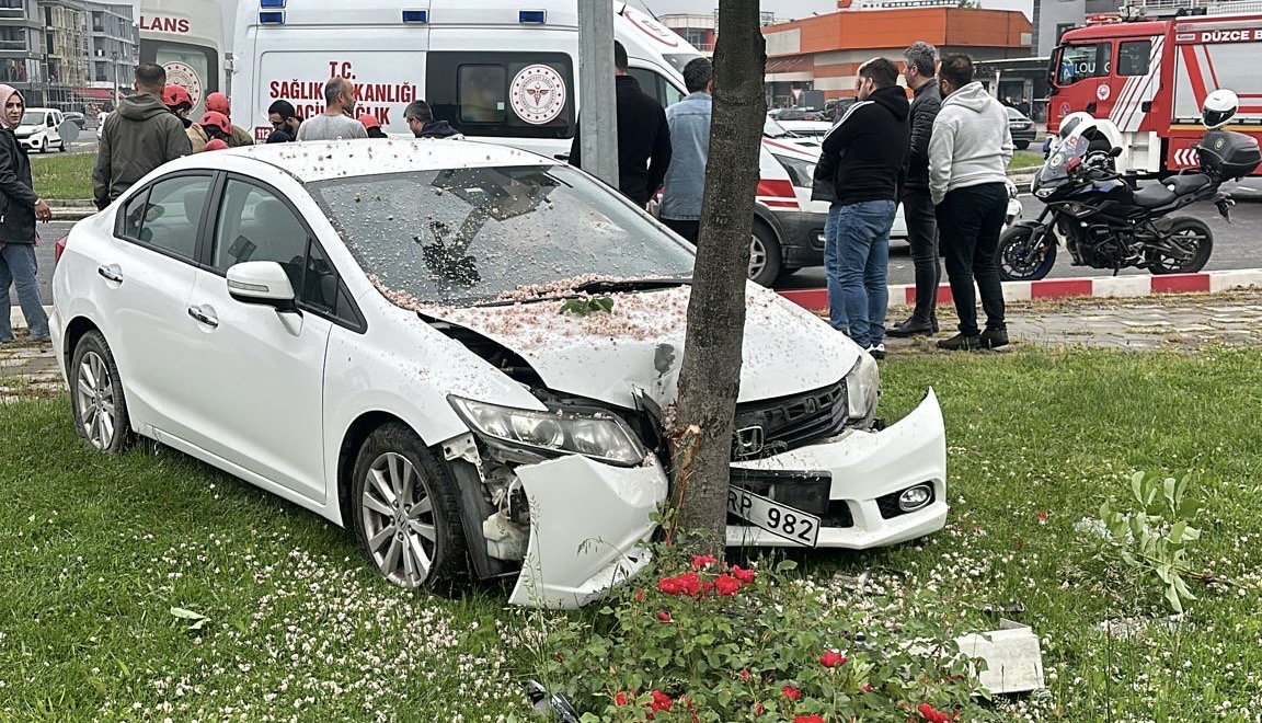 Düzce’de trafik kazası 2 kişi yaralandı!
