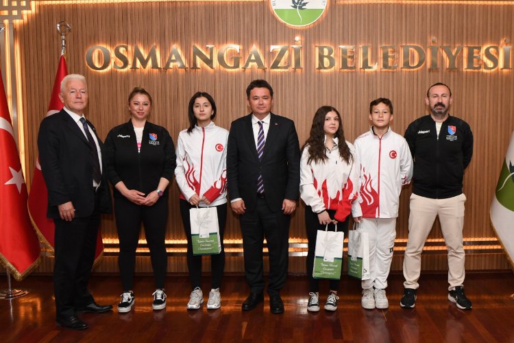 Şampiyon sporculardan Bursa Osmangazi’ye ziyaret