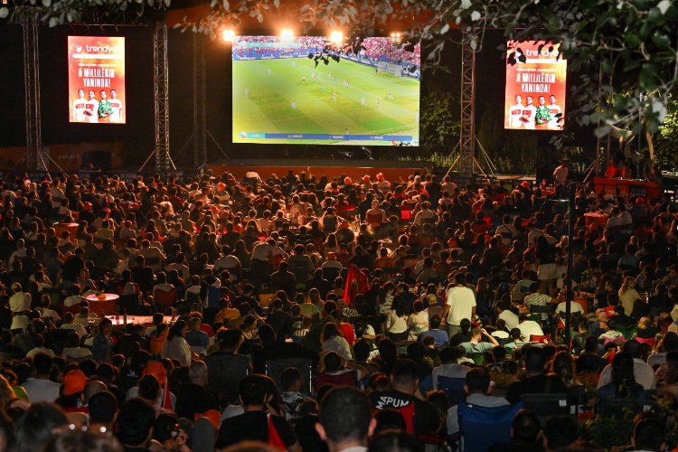 Avusturya-Türkiye maçını Sanatçılar Parkı’nda izleyecekler