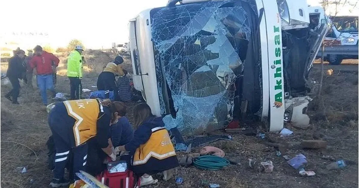 Aksaray’da otobüs devrildi: 6 ölü, 25 yaralı