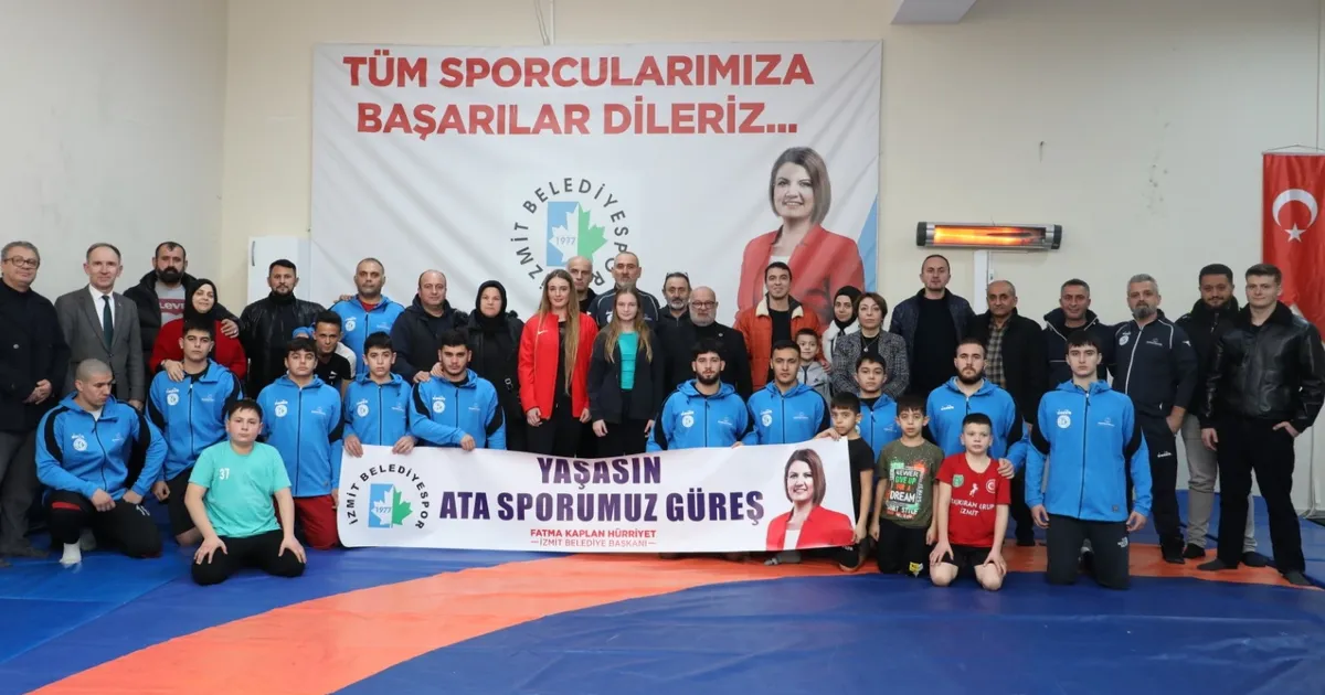 Kocaeli İzmit Belediyespor Güreş Okulu eğitimlerine başladı