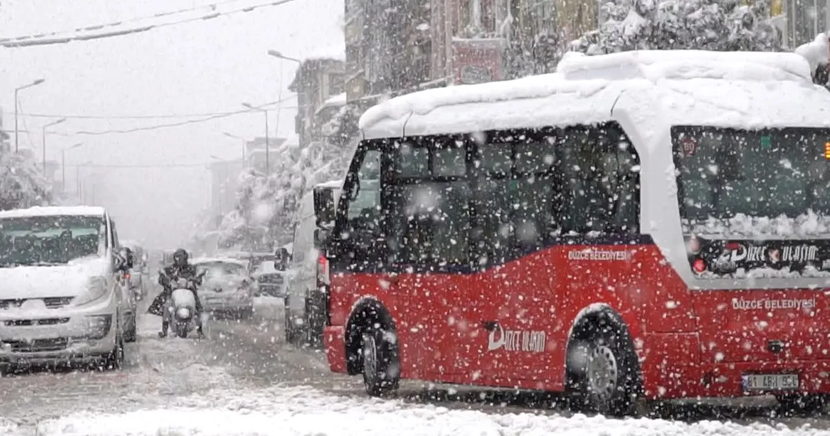 Düzce’de eğitime kar molası