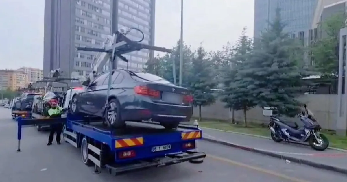 Ambulansa yol vermeyen konvoya ceza yağdı… Bakan Yerlikaya: Yeni kanun tasarısı yolda
