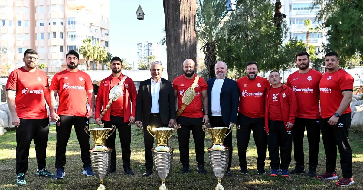 Antalya Muratpaşa Spor Kulübü’nde görev bölümü yapıldı