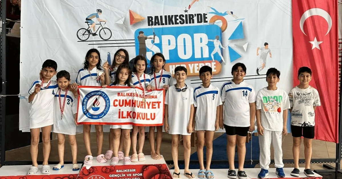 Balıkesir Büyükşehir’in minikleri madalyaları topladı