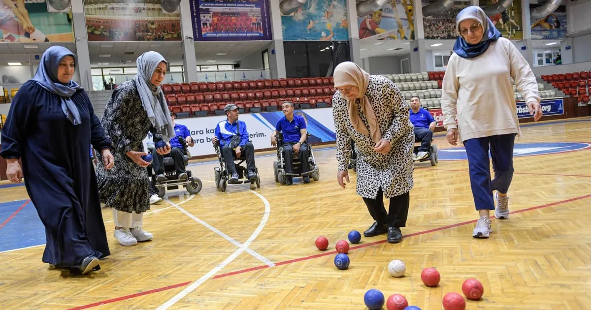 İzmir Boccia takımının görünmez kahramanları… Fedakâr anneler çocukların en büyük destekçisi