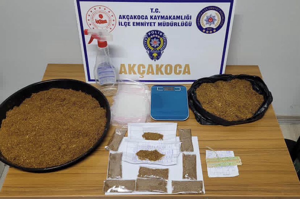 POLİS EKİPLERİNDEN UYUŞTURUCU OPERASYONU