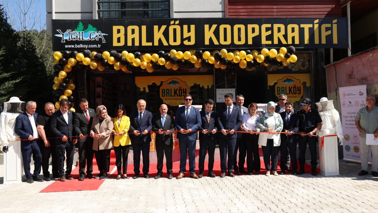 YIĞILCA’DA BAL DOLUM TESİSİ VE SATIŞ MAĞAZASI AÇILDI