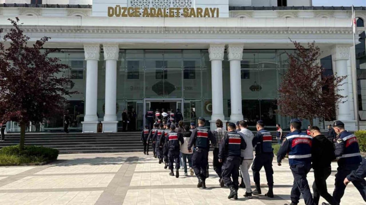 Emniyet ve Jandarma’dan Huzur Operasyonu 25 Tutuklama
