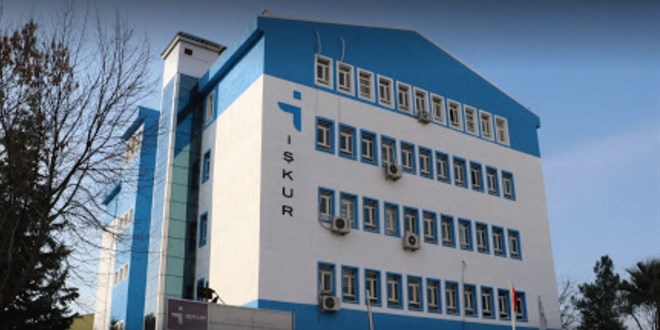 Çanakkale Ezine 22 Eylül Dayanak Turizm 1 Personel Alacak