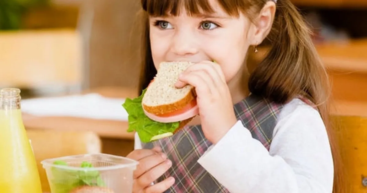 Çocukluk çağı obezitesi diş sağlığını tehdit ediyor