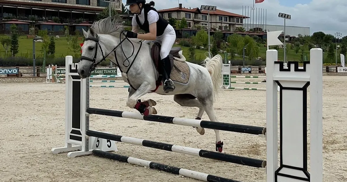 Gebze Belediyesi sporcularından şampiyonluk coşkusu