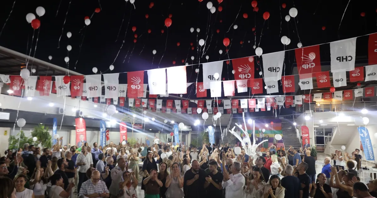 İzmir Güzelbahçe’de CHP’den emekçilere vefa