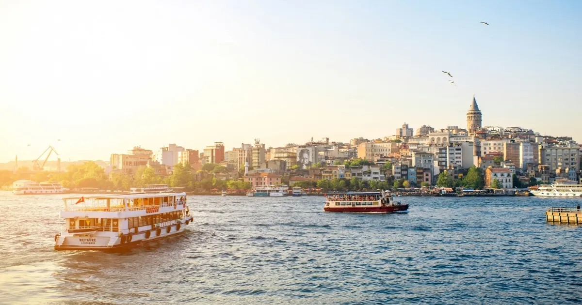 Sıcaklık mevsim normallerinde, rüzgar yer yer kuvvetli!