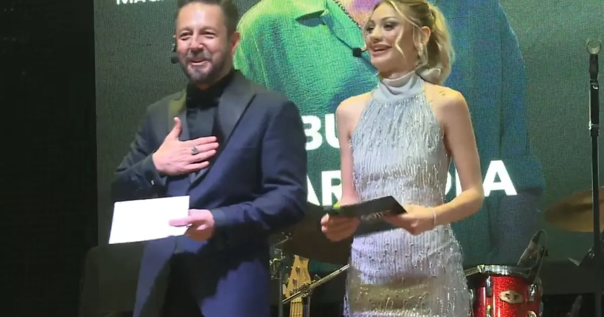 Vizyon gece Çiçek açtı