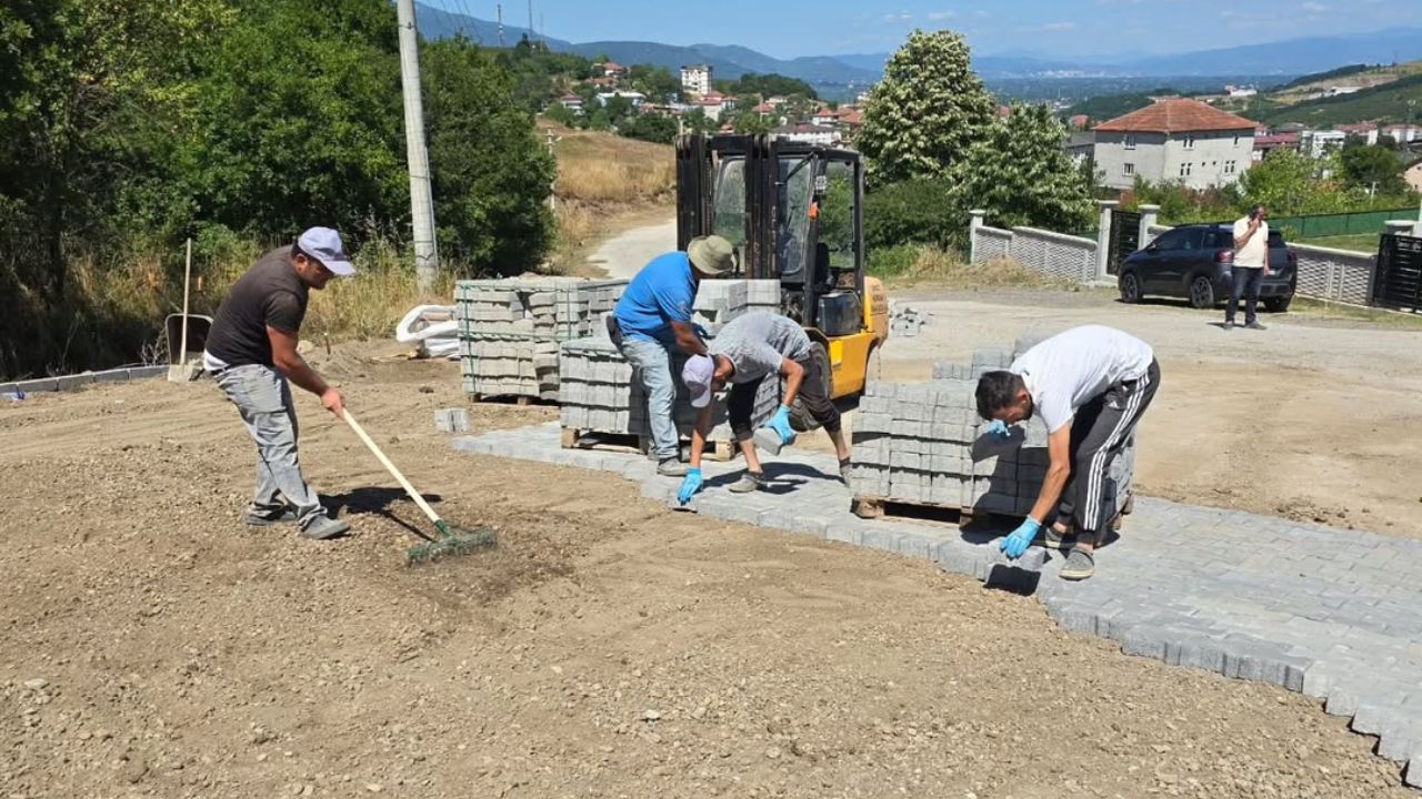 Yeni Mahalle’de Yol Çalışmaları Devam Ediyor
