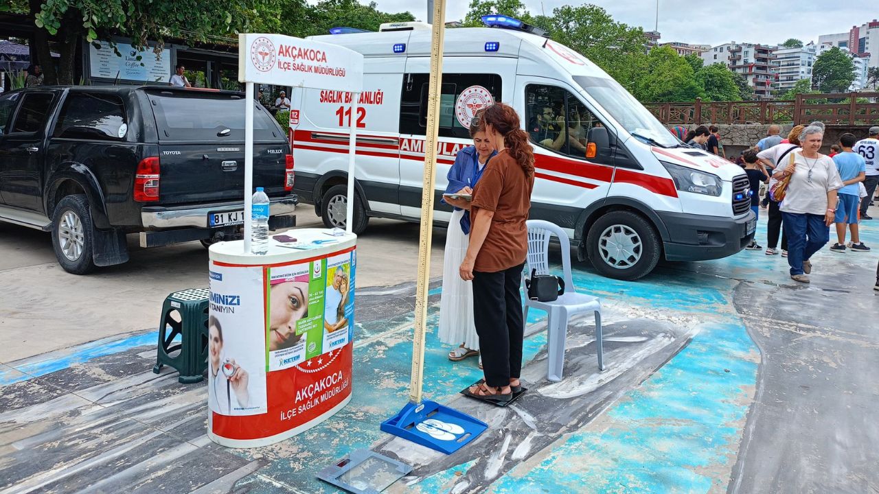 Akçakoca’da Kabotaj Bayramı Etkinliğinde Sağlık Taraması