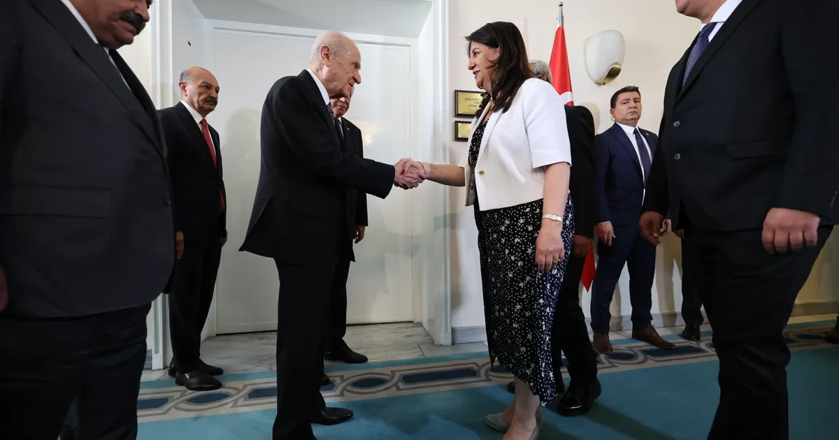 Bahçeli DEM heyetini kabul etti