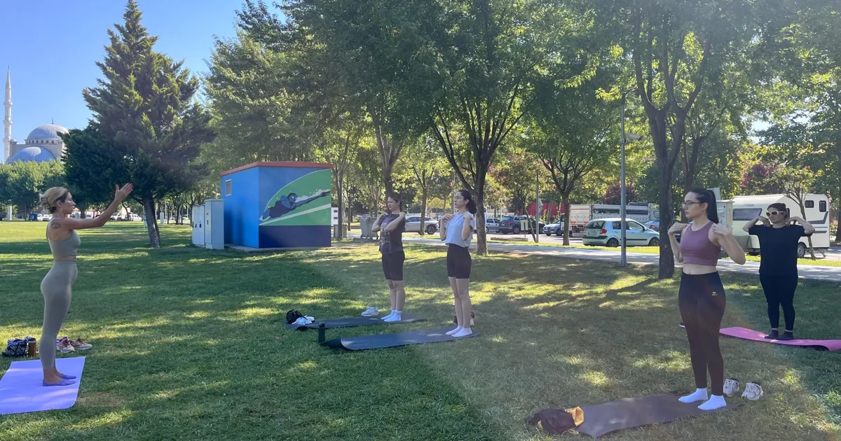 Bursalı mimarlardan ‘Parkta Pilates’ buluşması