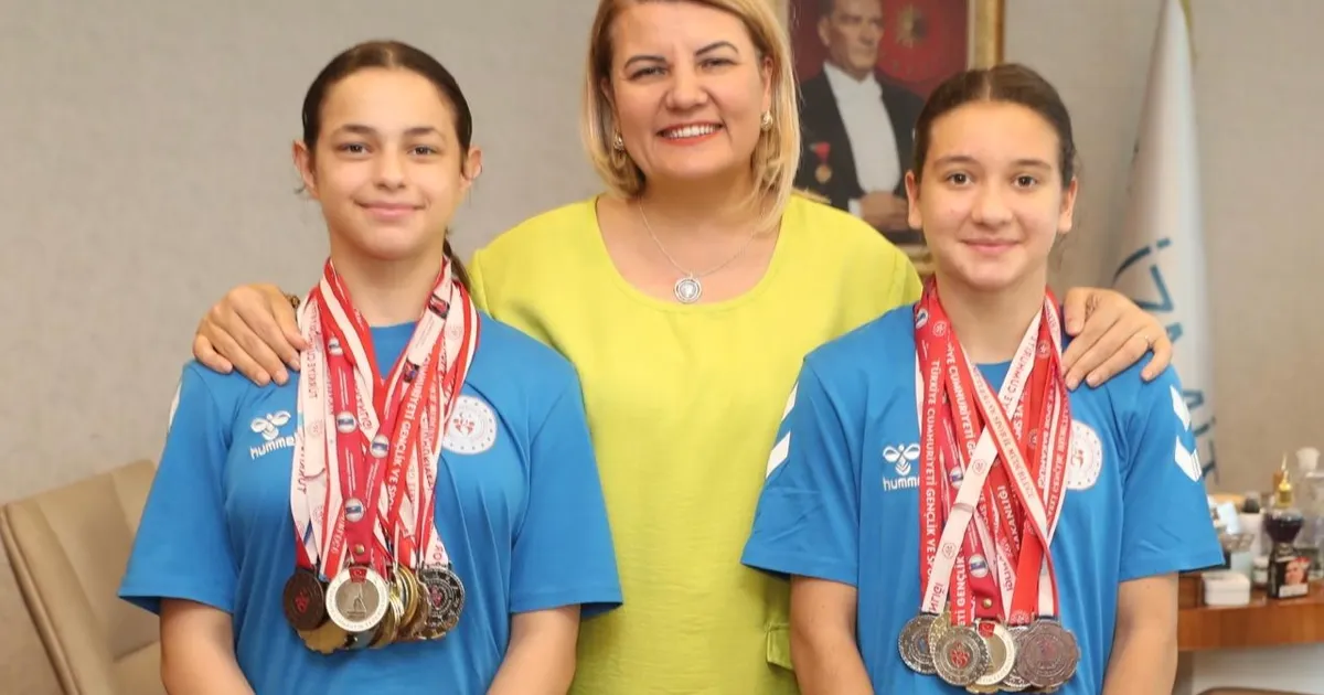 İzmitli genç cimnastikçiler Türkiye ikincisi oldu