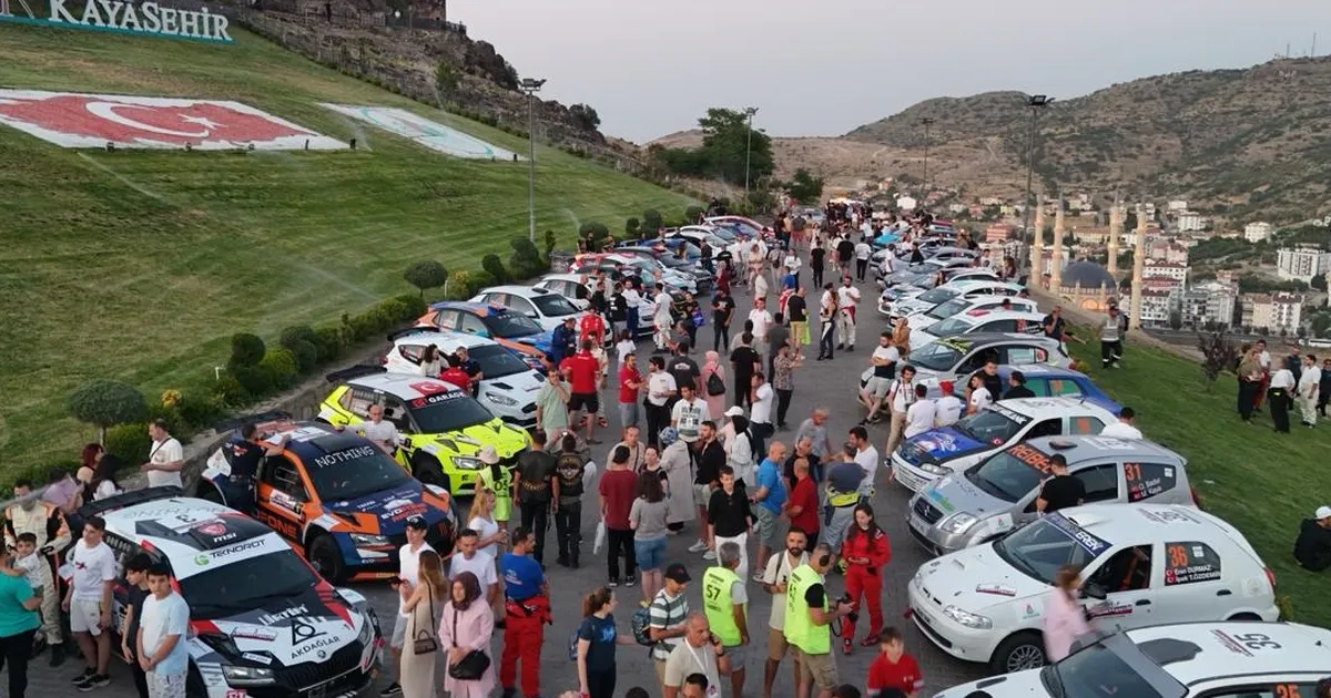 Türkiye Ralli Şampiyonası Kapadokya Yarışı’na seremonik start