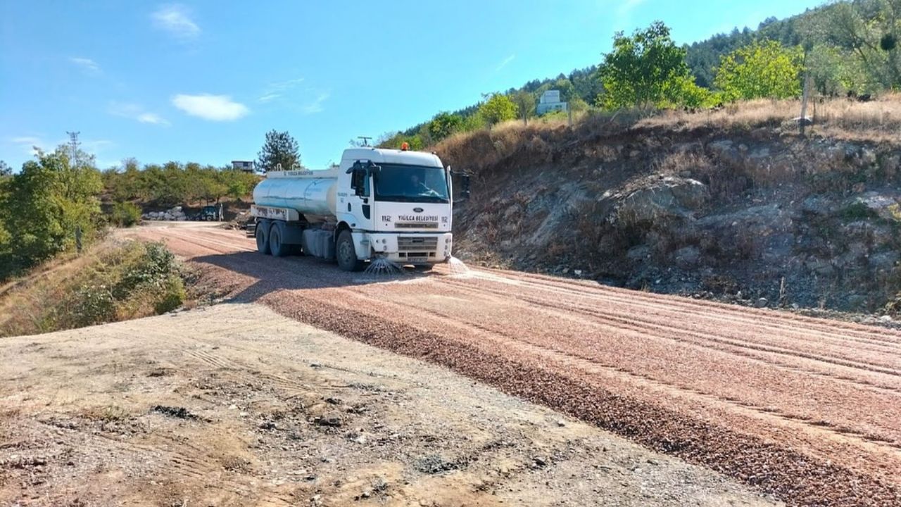 Mengen Köyü Grup Yolunda Asfalt Çalışmaları Sürüyor