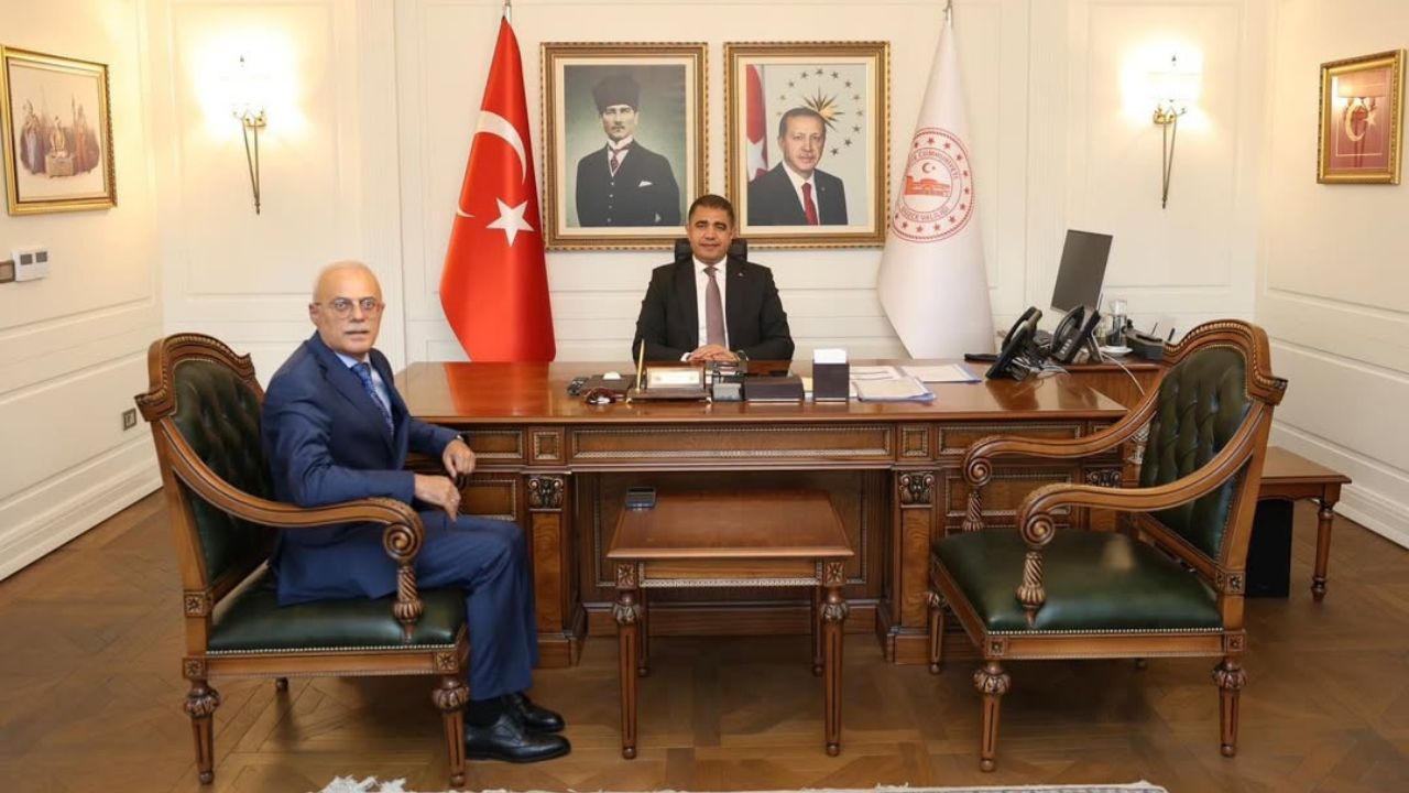 Vali Aslan, Yeni Gençlik ve Spor İl Müdürü Arslantürk’ü Kabul Etti