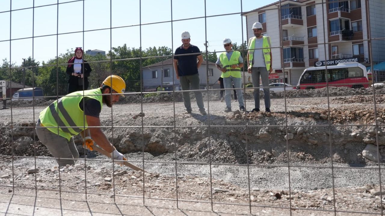 Aziziye Mahallesi’ne Modern Tuhafiyeciler Pazaryeri Geliyor