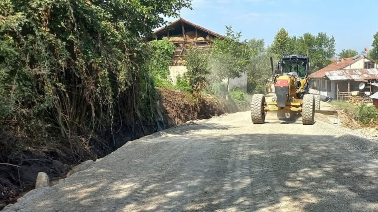 Gölormanı Köyü’nde Yol Çalışmaları Tamamlandı