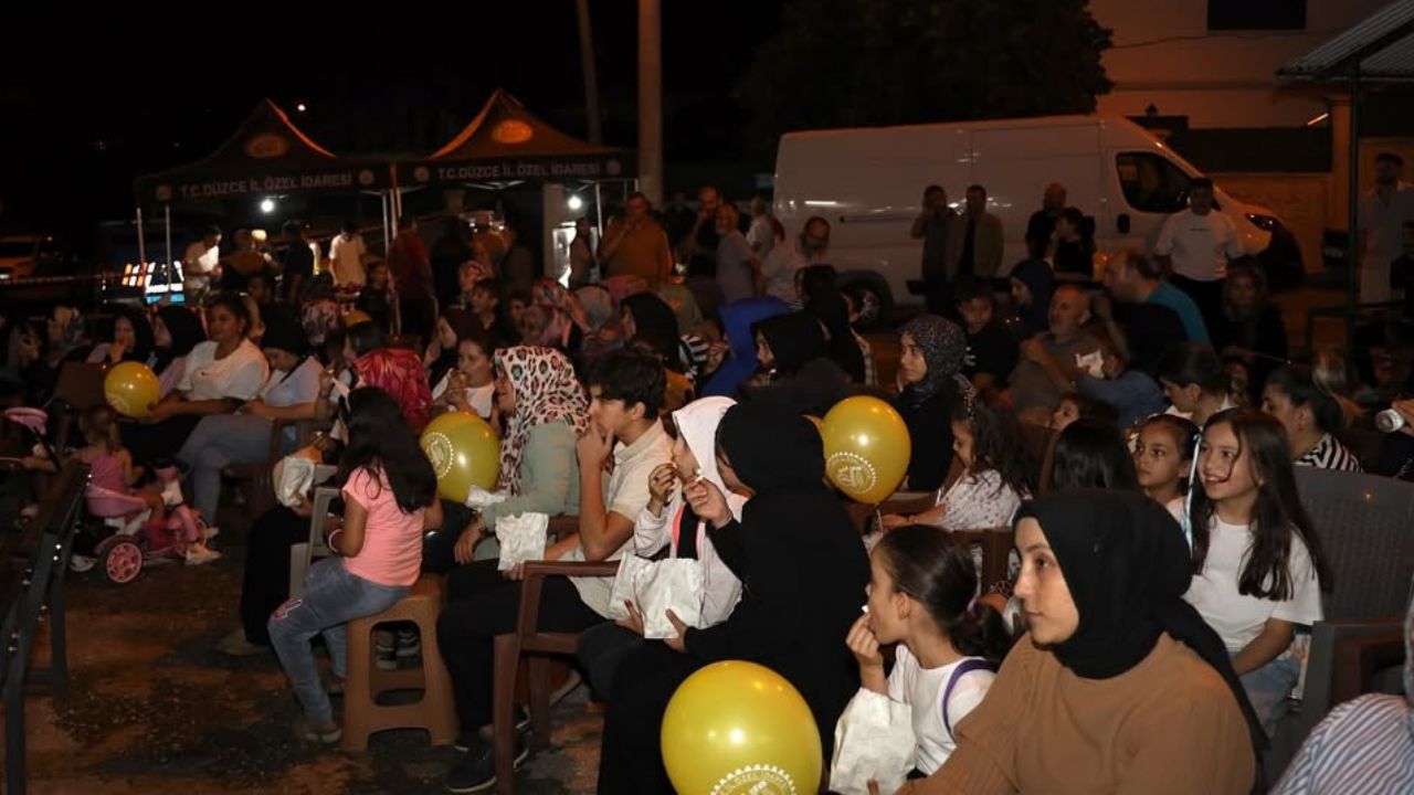 Açık Hava Sinema Geceleri Darıyeri Mengencik’te Sürüyor
