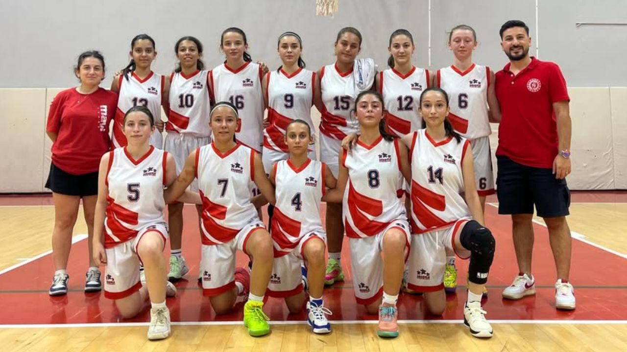 Düzce Basketbol Takımları Türkiye Finallerine Yükseldi