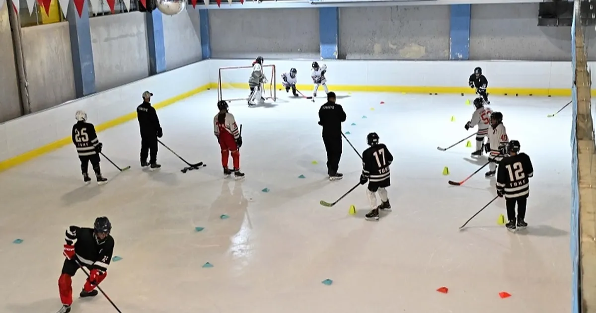 Buz Hokeyi Gelişim Kampı ilk kez Antalya’da