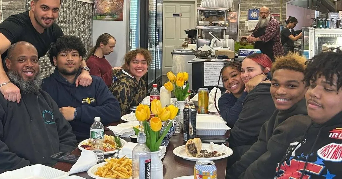 Jersey Kebab, New Jersey Monthly okurları tarafından ‘en iyi restoran’ seçildi