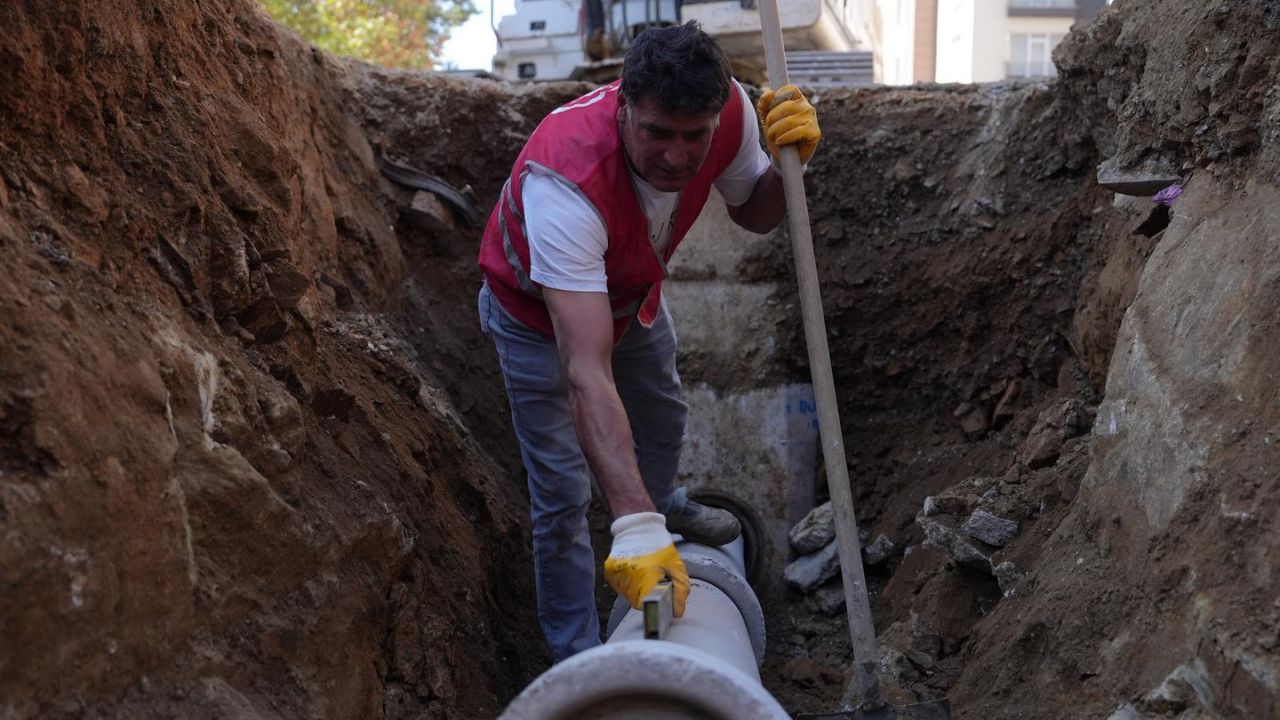 Konuralp’te 150 Metrelik Kanalizasyon Hattı Döşeniyor