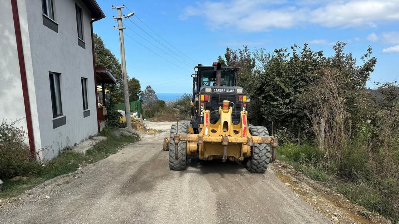 Hemşin Aktaş Köy Yolu Asfalt Çalışması Tamamlandı