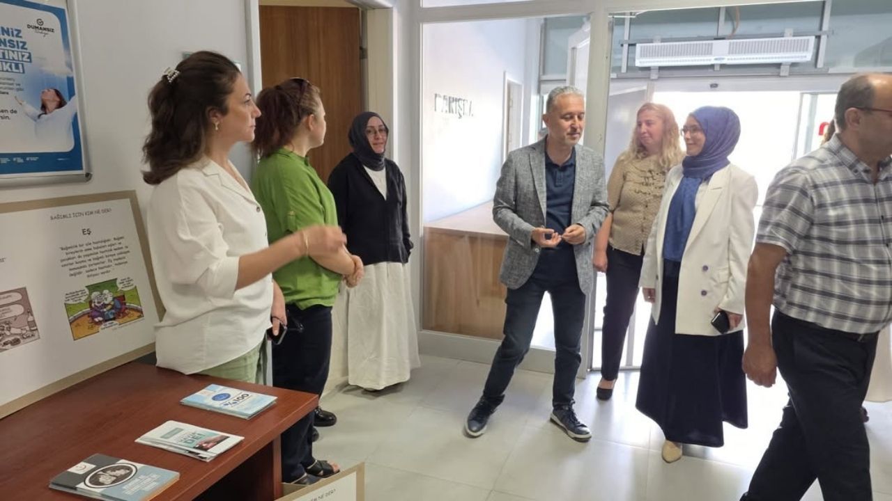 İl Sağlık Müdürü Yılmaz’dan Halk Sağlığı Haftasında Sağlıklı Hayat Merkezi Ziyareti