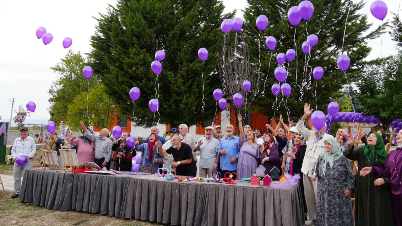 Düzce Belediyesi Alzheimer Bakım Merkezi 1. Yılını Geride Bıraktı