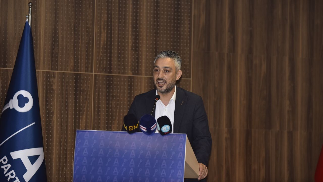 Anahtar Parti Düzce Merkez İlçe Başkanı Muhammed Doğan Kaya ”Memleketin Anahtarı Artık Düzcelilerde”