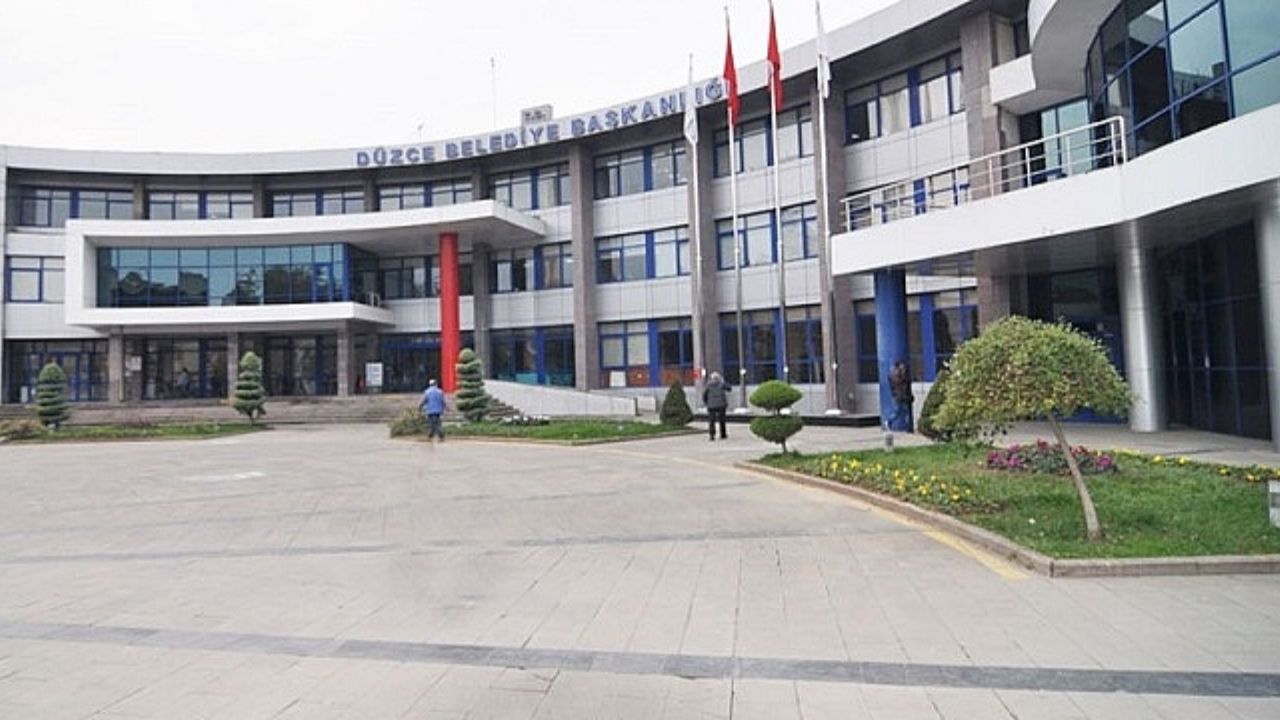 Düzce Belediyesi’nde Görev Değişikliği