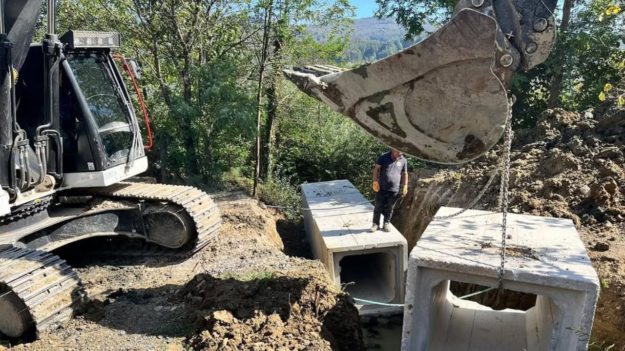 Cumayeri Akpınar Köyü’nde Kutu Menfez Çalışması Tamamlandı