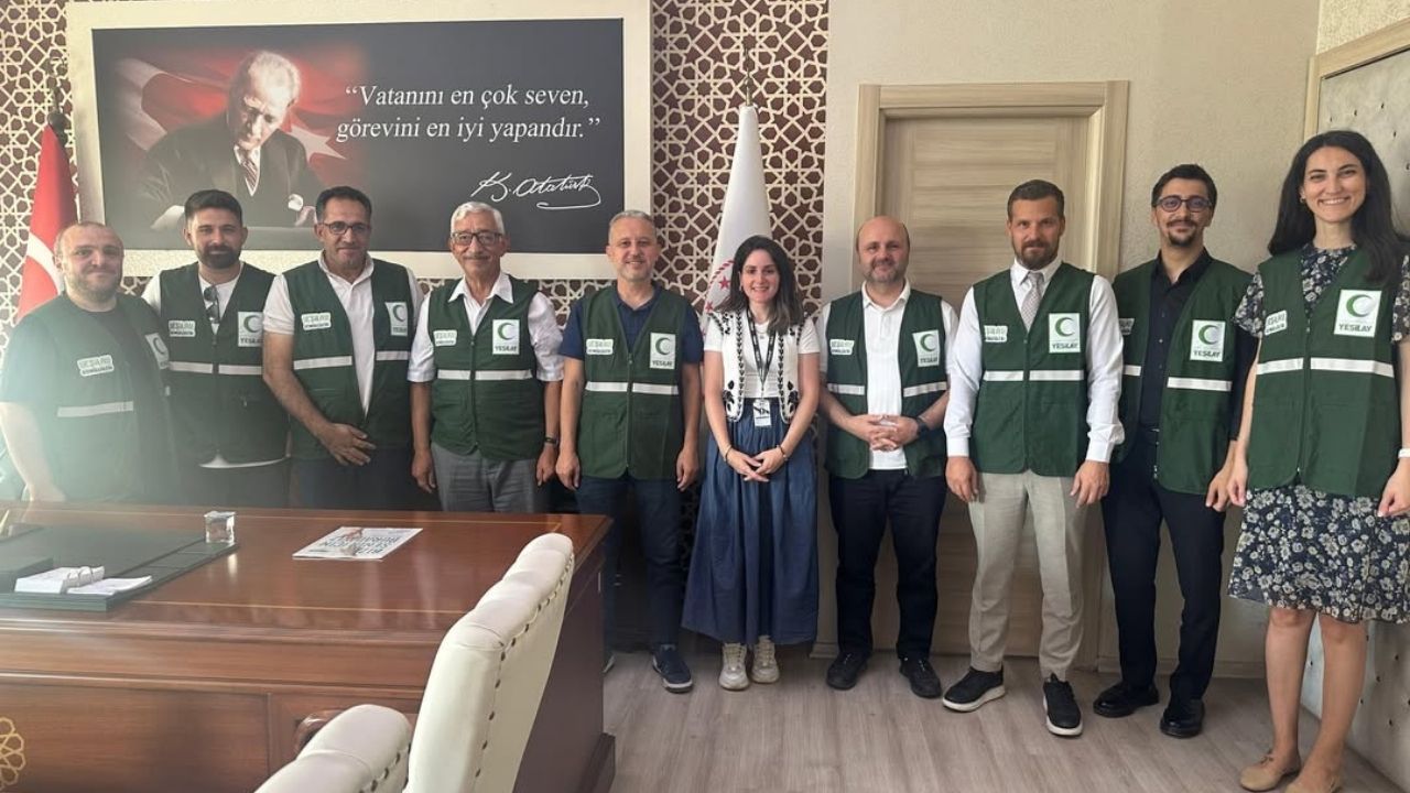 Yeşilay’dan İl Sağlık Müdürlüğü’ne Ziyaret; Gündem Sağlık Sokağı