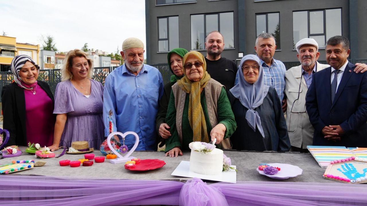 Düzce’de Dünya Alzheimer Günü Farkındalık Etkinliği Düzenlendi