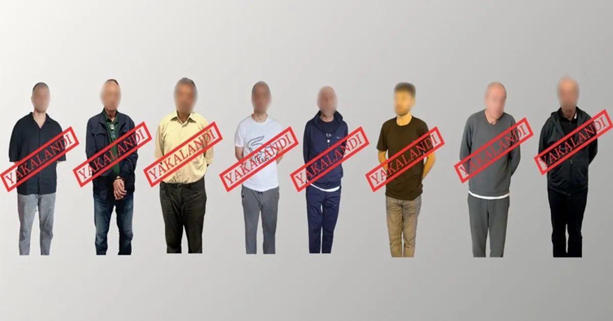 Bakan Yerlikaya: Kaçamayacaksınız! 8 suçlu daha Türkiye’ye iade edildi