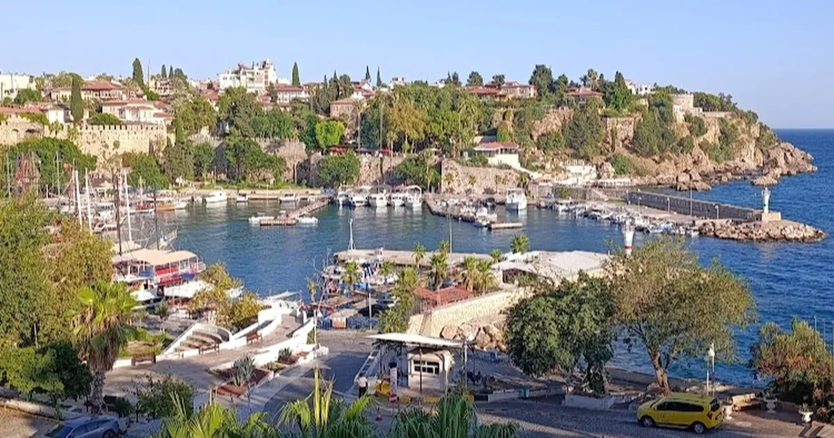 İletişim: Ormanlar imara açılmıyor, Antalya Kalesi satılmıyor!