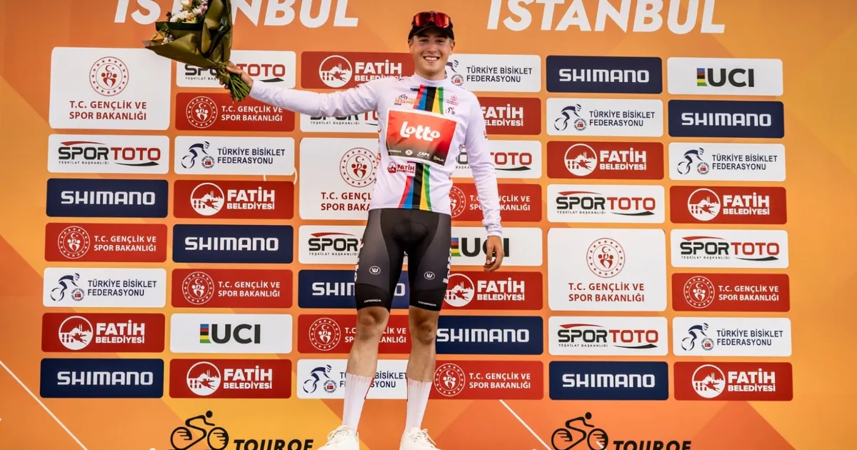 Tour of İstanbul’da ikinci etap tamamlandı… Mauro üç forma birden kazandı